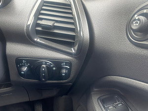 Ford EcoSport thumbnail