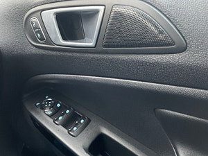 Ford EcoSport thumbnail