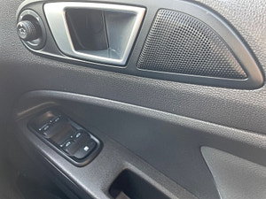 Ford EcoSport thumbnail