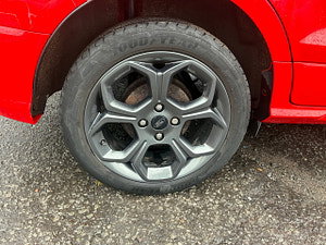Ford EcoSport thumbnail