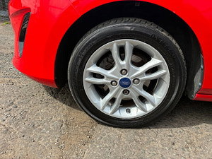 Ford Fiesta thumbnail