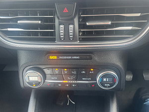 Ford Focus thumbnail