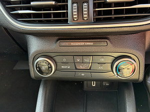 Ford Focus thumbnail