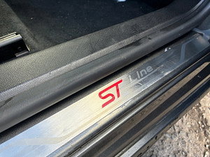 Ford Focus thumbnail