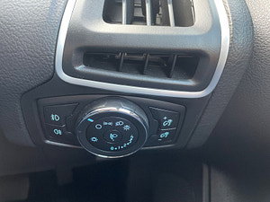 Ford Focus thumbnail