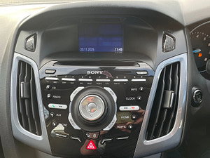 Ford Focus thumbnail