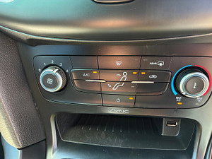Ford Focus thumbnail