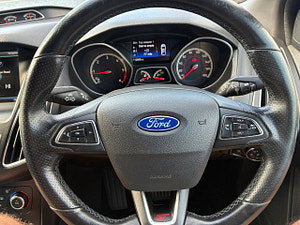 Ford Focus thumbnail