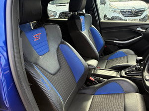 Ford Focus thumbnail