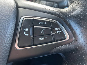 Ford Focus thumbnail