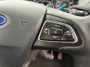 Ford Kuga thumbnail