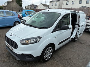 Ford Transit Courier thumbnail