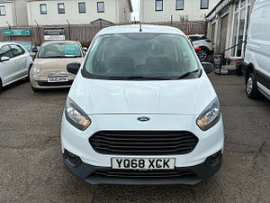 Ford Transit Courier thumbnail