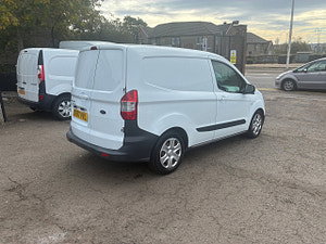 Ford Transit Courier thumbnail