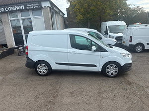 Ford Transit Courier thumbnail