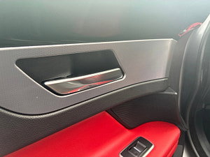Jaguar XF thumbnail