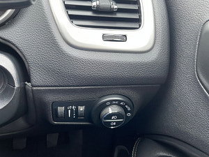 Jeep Compass thumbnail