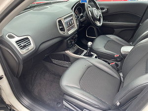 Jeep Compass thumbnail