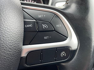 Jeep Compass thumbnail
