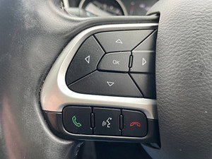 Jeep Compass thumbnail