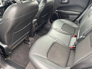 Jeep Compass thumbnail