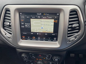 Jeep Compass thumbnail