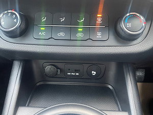 Kia Sportage thumbnail