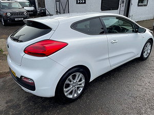 Kia ProCeed thumbnail