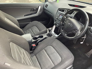 Kia ProCeed thumbnail