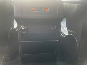 Land Rover DISCOVERY thumbnail