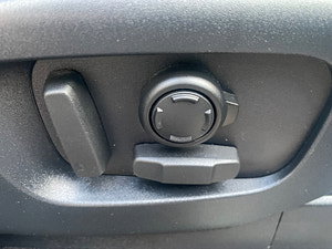 Land Rover DISCOVERY thumbnail