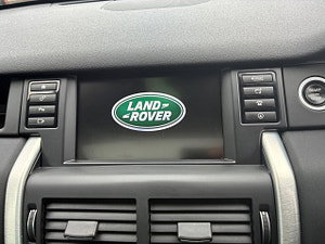 Land Rover Discovery Sport thumbnail