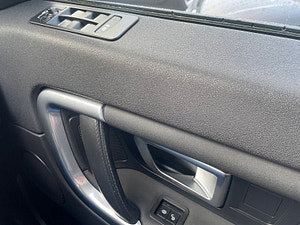 Land Rover Discovery Sport thumbnail