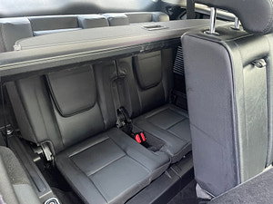 Land Rover Discovery Sport thumbnail