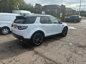 Land Rover Discovery Sport thumbnail