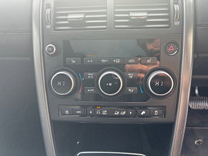 Land Rover Discovery Sport thumbnail