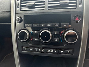 Land Rover Discovery Sport thumbnail