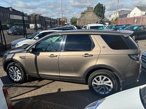 Land Rover Discovery Sport thumbnail