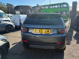 Land Rover Discovery Sport thumbnail