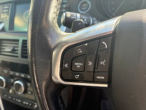 Land Rover Discovery Sport thumbnail