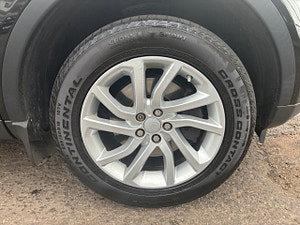 Land Rover Discovery Sport thumbnail