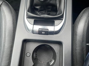 Land Rover Discovery Sport thumbnail