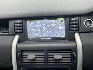 Land Rover Discovery Sport thumbnail