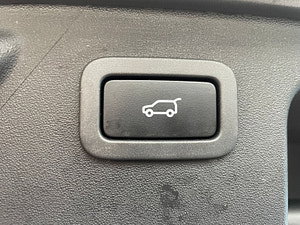 Land Rover Discovery Sport thumbnail