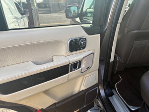 Land Rover Range Rover thumbnail