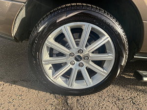 Land Rover Range Rover thumbnail