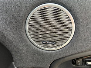 Land Rover Range Rover Evoque thumbnail