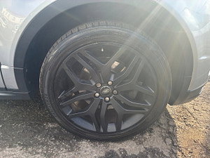 Land Rover Range Rover Evoque thumbnail