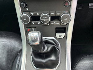 Land Rover Range Rover Evoque thumbnail