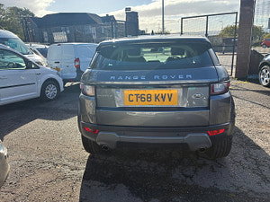 Land Rover Range Rover Evoque thumbnail